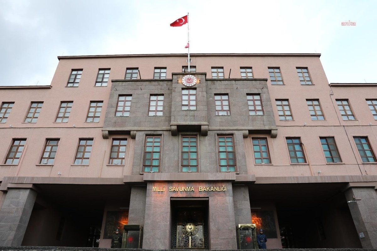Suriyeli Askeri Öğrenciler Türk Silahlı Kuvvetleri'nde Görev Almayacak