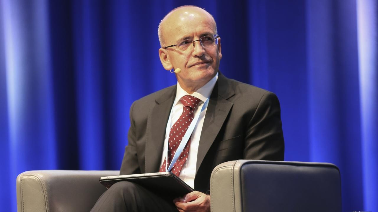 Hazine ve Maliye Bakanı Mehmet Şimşek, Hong Kong'da Yatırımcılarla Bir Araya Geliyor