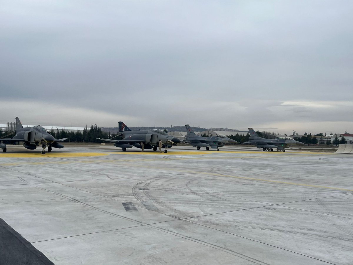 Türk Hava Kuvvetleri, Kıbrıs'ın Güneyinde Eğitim Uçuşu Gerçekleştirdi