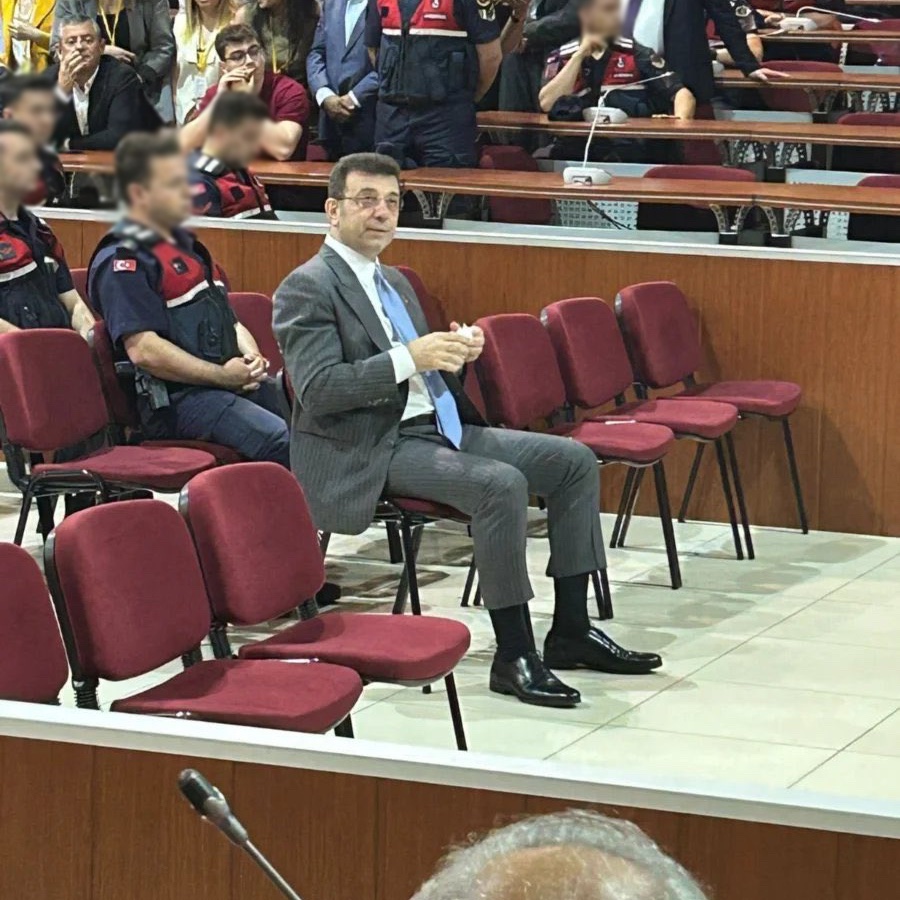Ekrem İmamoğlu: 