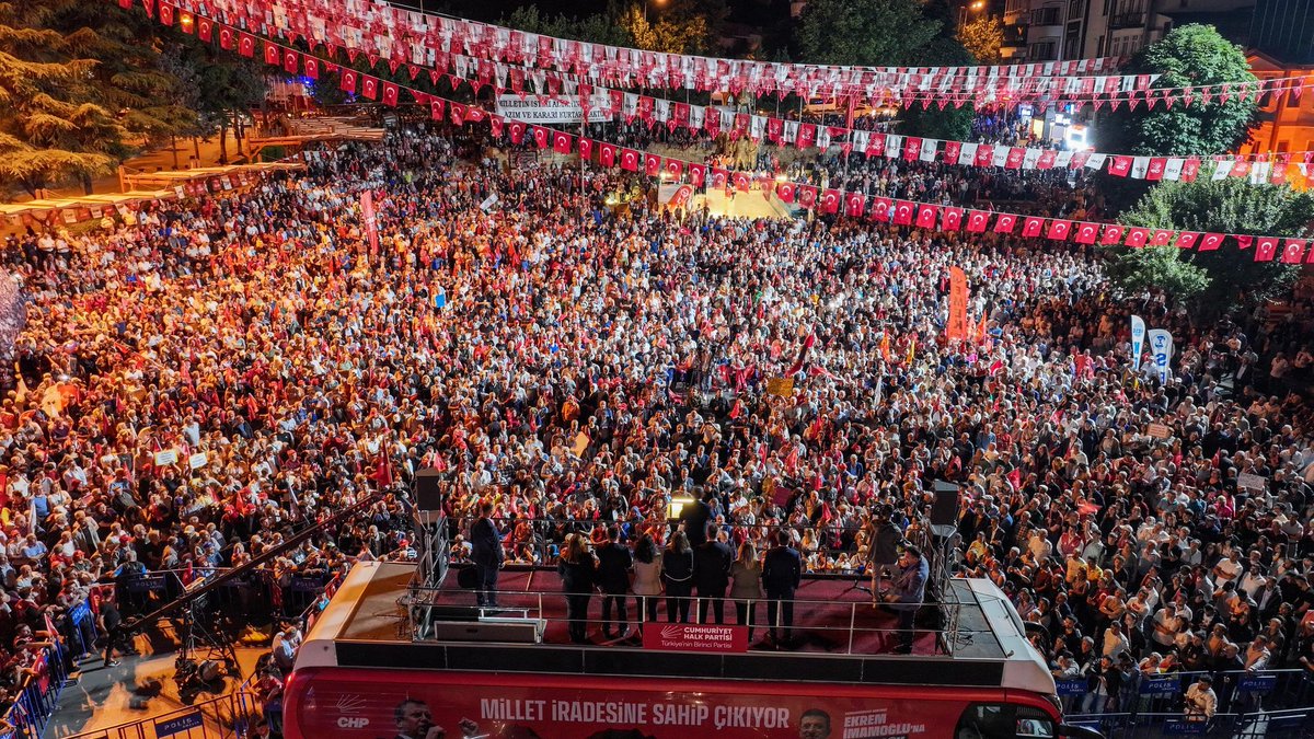 CHP Lideri Özel'den Amasya Meydanı Açıklaması: 