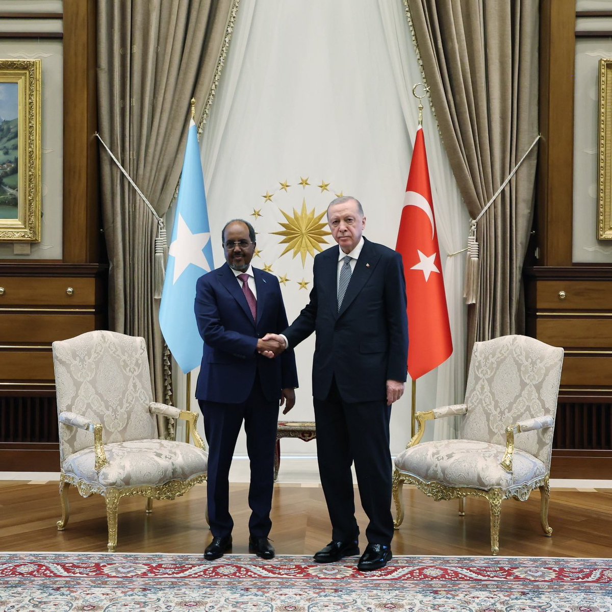 Cumhurbaşkanı Erdoğan, Somali Cumhurbaşkanı Mahmud ile Külliyede Görüştü