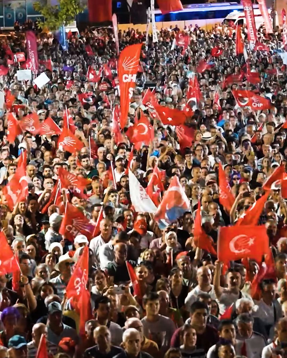 CHP Genel Başkanı Özgür Özel'den Yoksulluk ve Adaletsizlik Eleştirisi