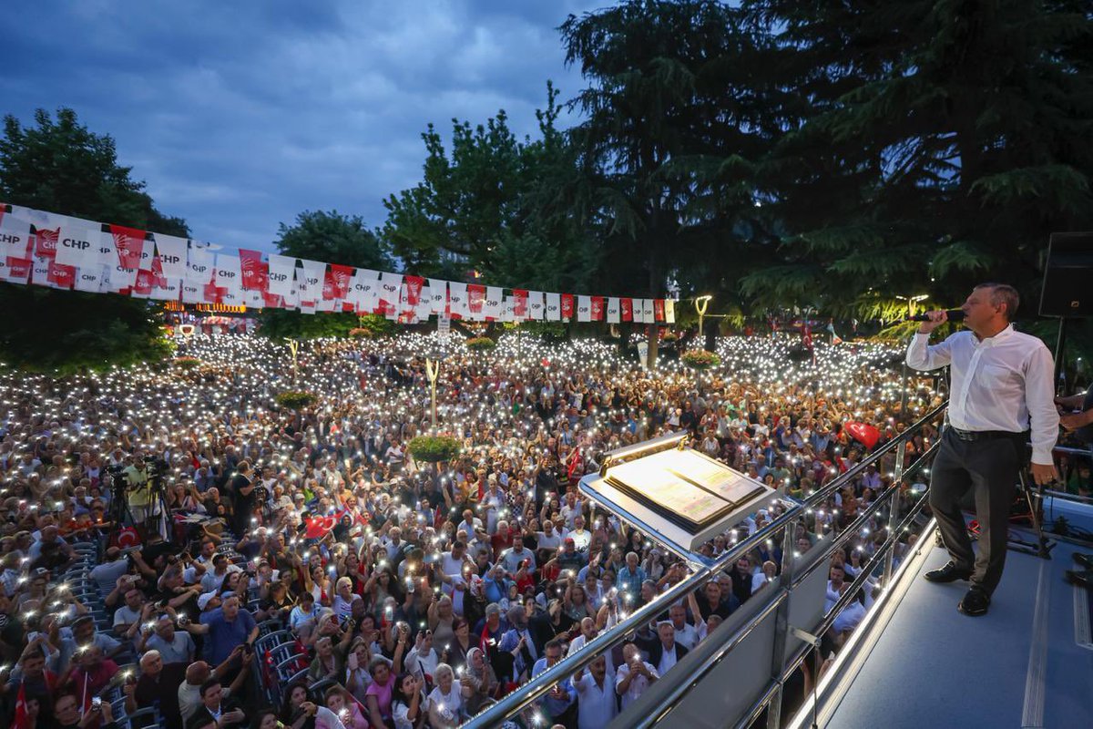 CHP Lideri Özel'den Trabzon'a Güçlü Mesaj: 