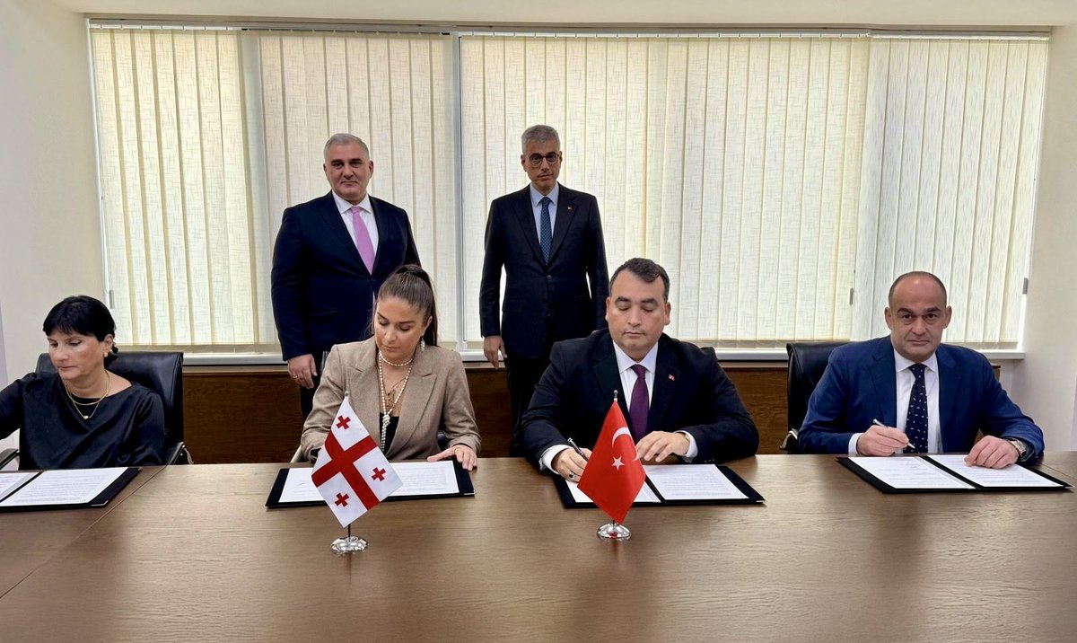 Türkiye ve Gürcistan Sağlık Alanında İş Birliği Mutabakatı İmzaladı
