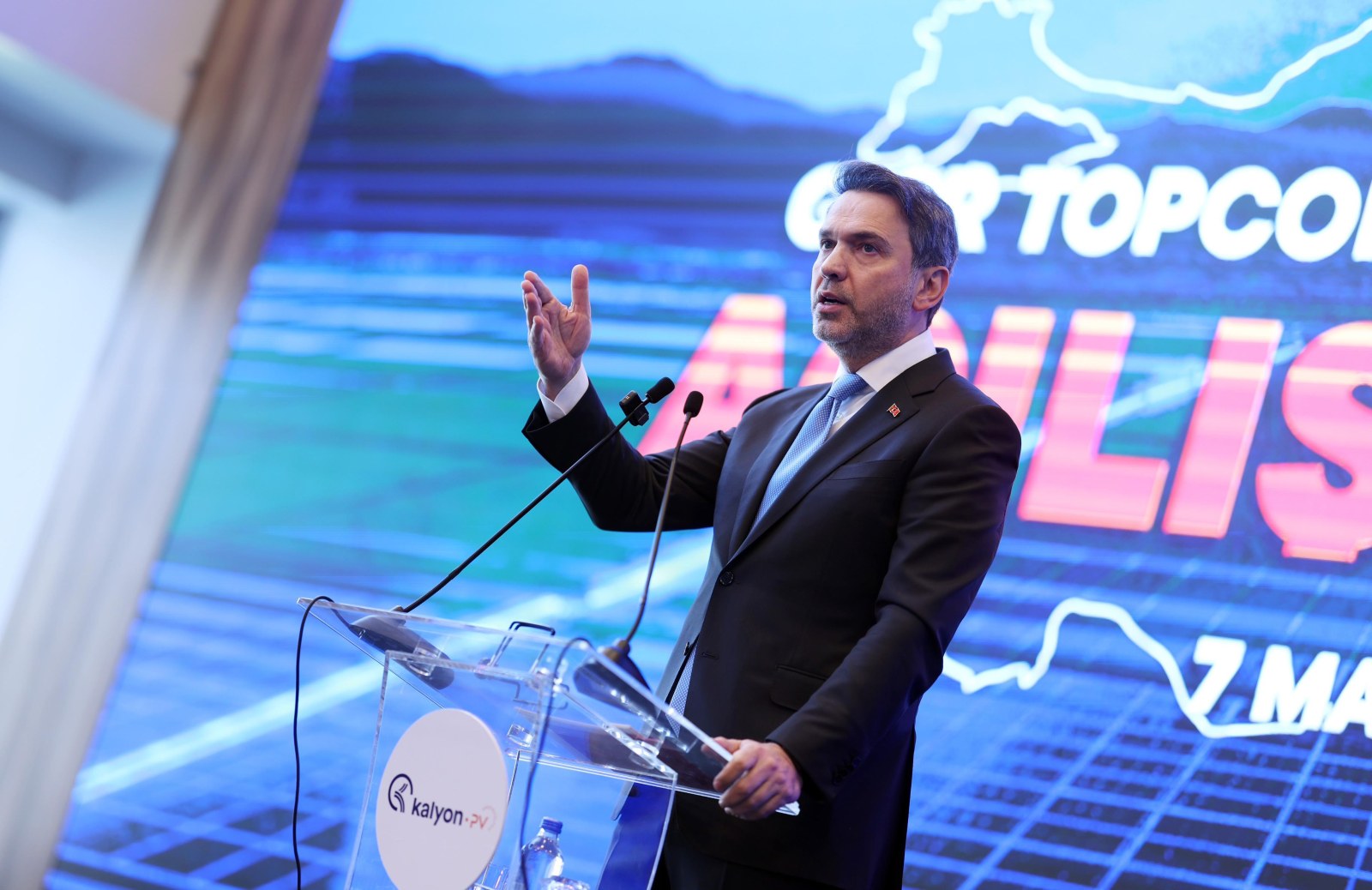 Türkiye’den Enerji Hamlesi! Yeni Nesil Güneş Paneli Tesisi Açıldı