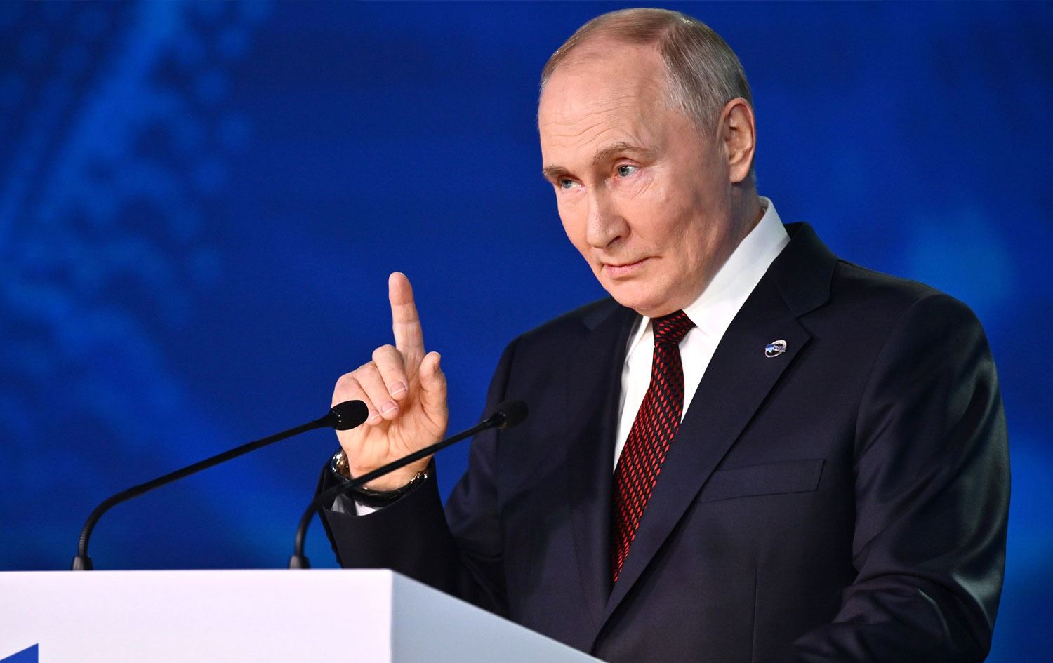 Putin’den Enerji Sektörüne Sert Talimat: 'Kazandığınızla Borcunuzu Ödeyin'