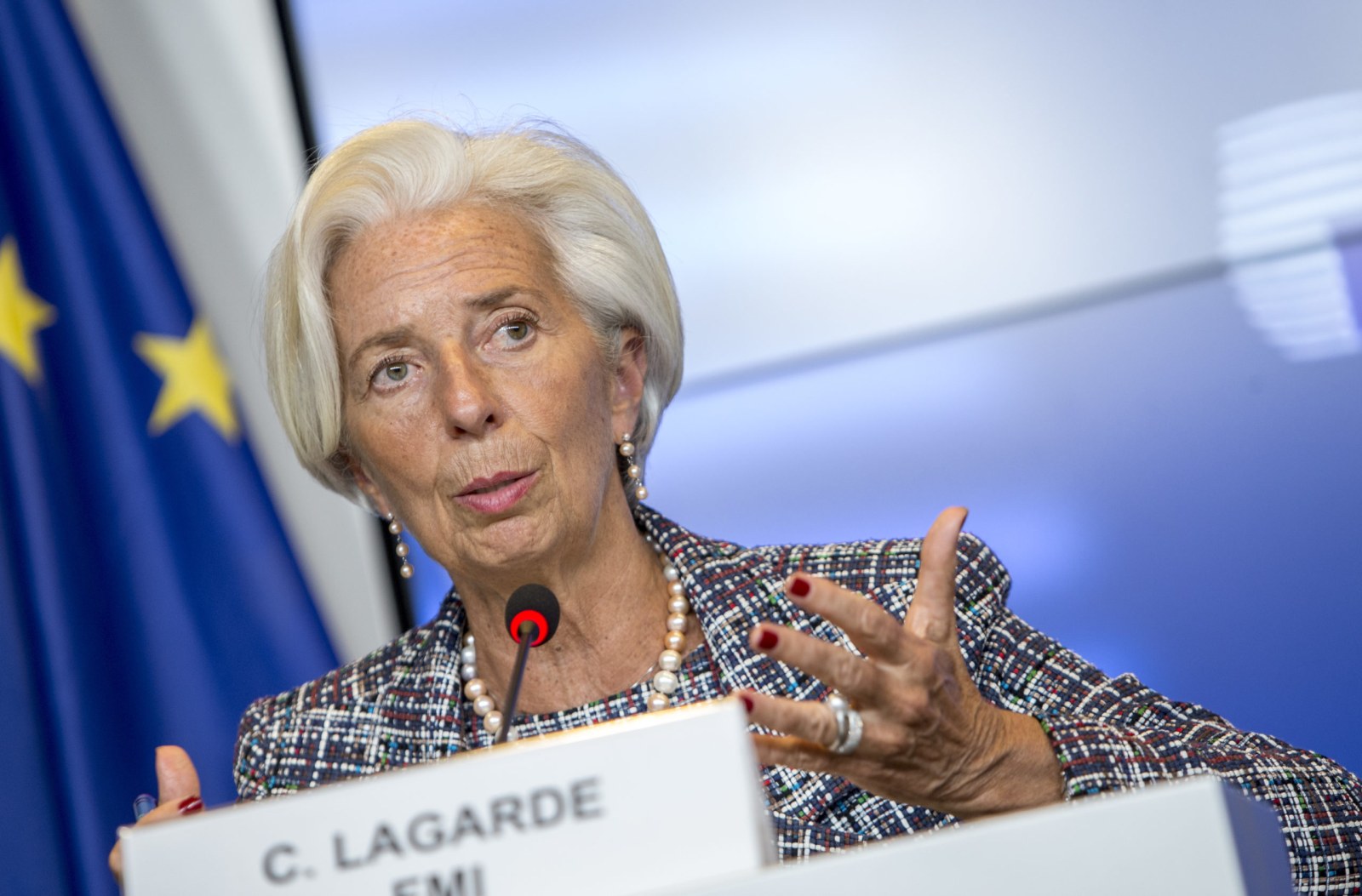 ECB Başkanı Lagarde Uyardı: Enerji Krizi Enflasyonu Tetikliyor