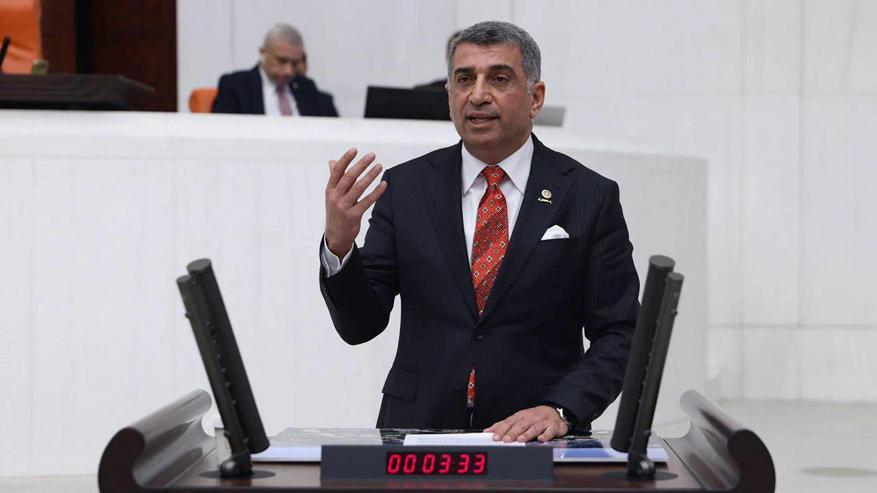 CHP'li Gürsel Erol: 'Cumhuriyet Halk Partisi'nden Ayrılmayı Gerektirecek Hiçbir Siyasi Gerekçe Görmüyorum'