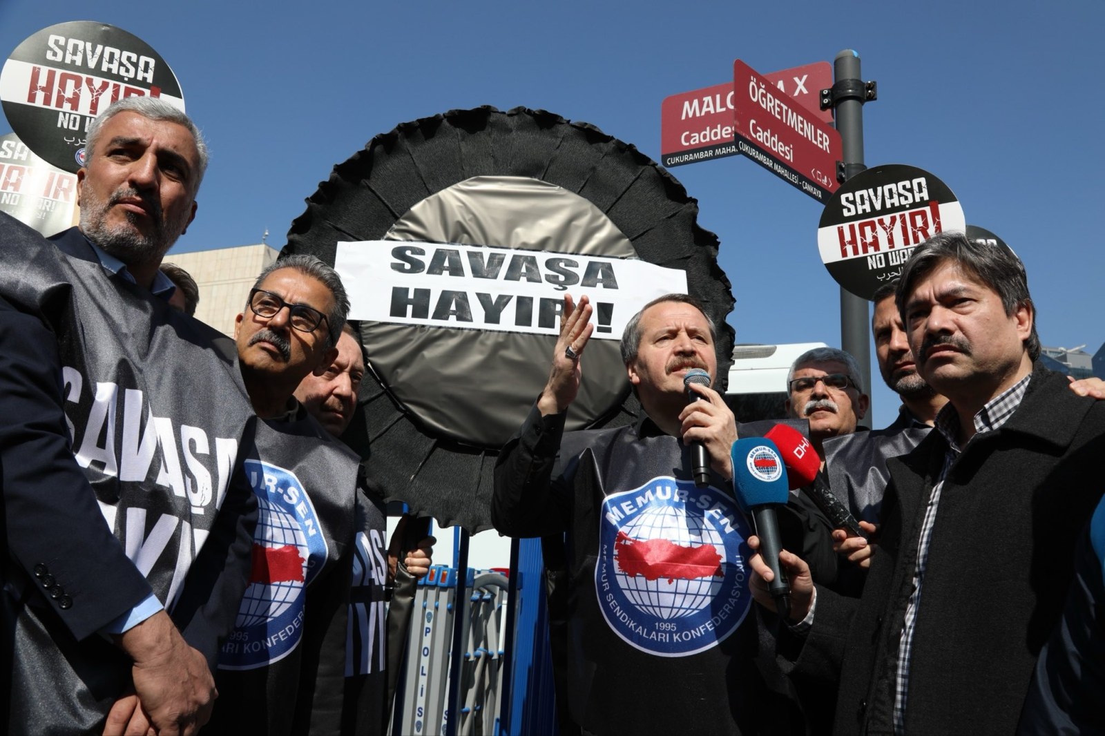 Memur-Sen’den ABD Büyükelçiliği Önünde Protesto: 'Çocukların Kanı Yerde Kalmayacak'