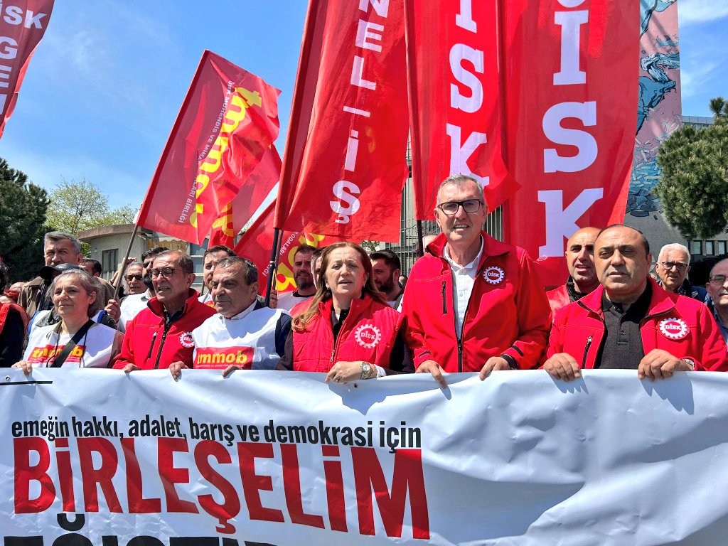 Taksim’de 1 Mayıs Anmasında Sert Mesaj: 'Bu Meydan İşçilerin Hafızasıdır'