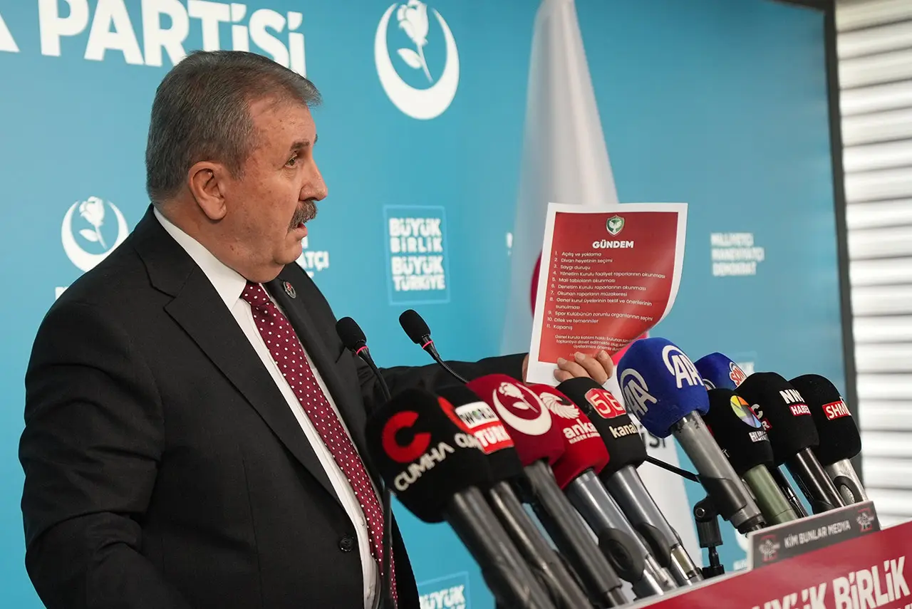 Destici’den Ahmet Türk’e Sert Sözler: 'Açıkça PKK’ya Terör Örgütü Desin'