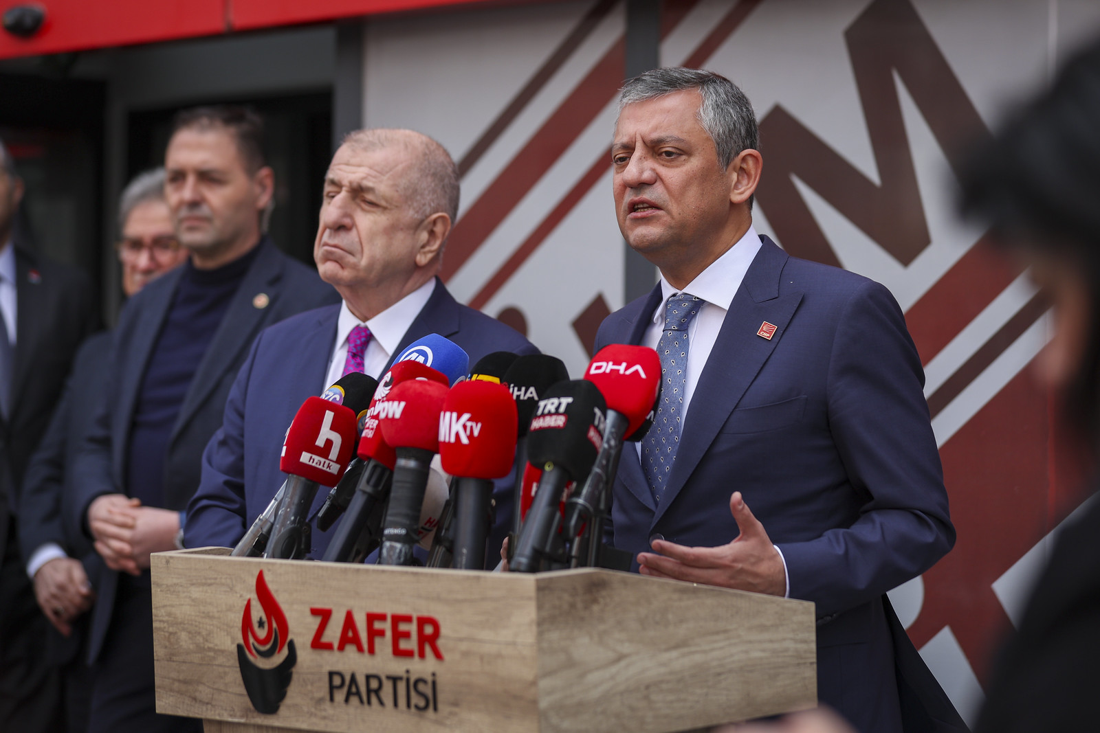 Özel: 'Erdoğan Sandıktan Kaçıyor, Ara Seçim Şart'