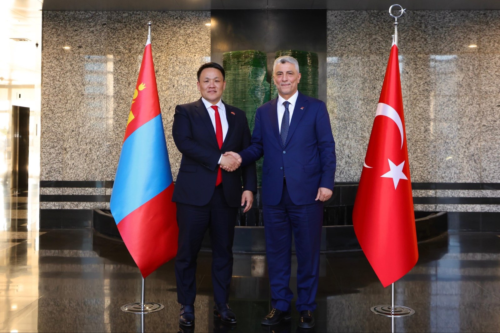 Türkiye ile Moğolistan'dan 500 Milyon Dolarlık Ticaret Hamlesi!
