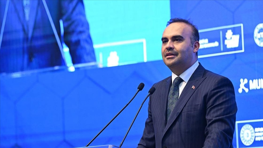 Bakan Kacır Açıkladı: SOMJ Füzesinin Son Testinde Hedef Tam İsabetle Vuruldu