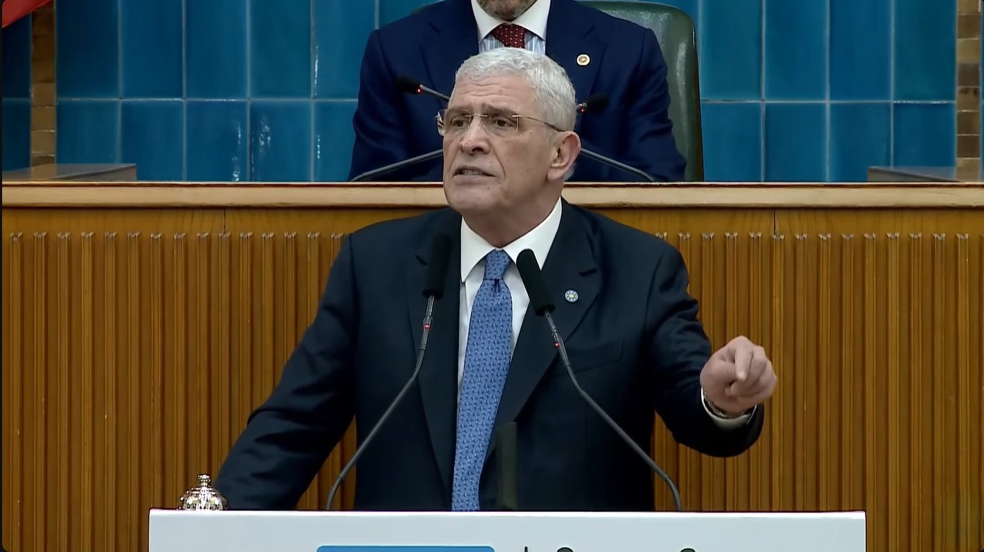 'Nevruz’da Ateşe Atılan Halkın Sesi' – Dervişoğlu’ndan Sert İç Politika Mesajı