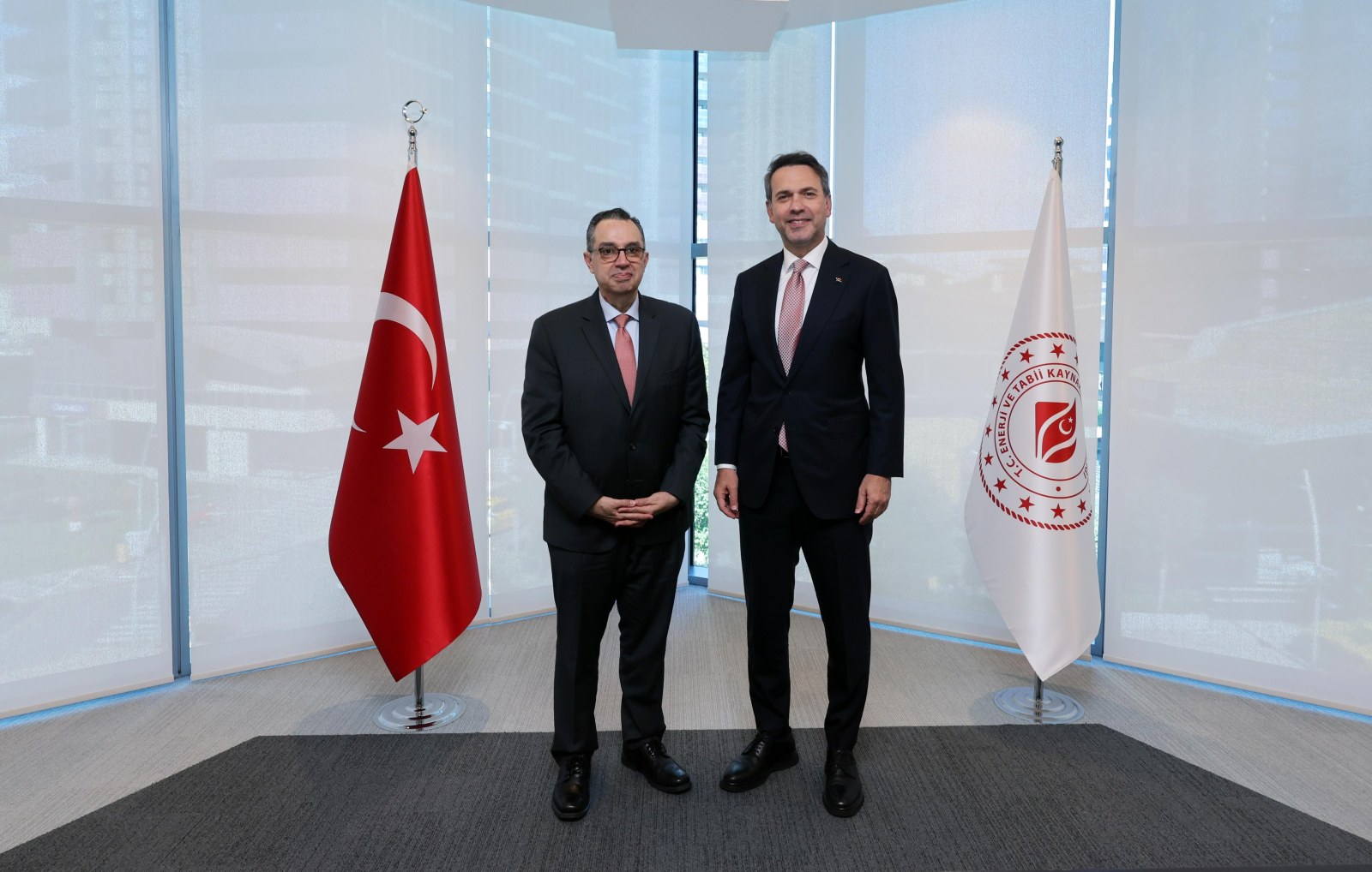 Bakan Bayraktar: Türkiye’nin Enerji Dönüşümüne Finansman Desteğini Artırmayı Hedefliyoruz