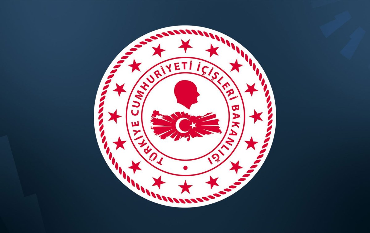 Yurt Dışına Kaçan 72 Suçlu Türkiye’ye Getirildi: 32’si Kırmızı Bültenle Aranıyordu