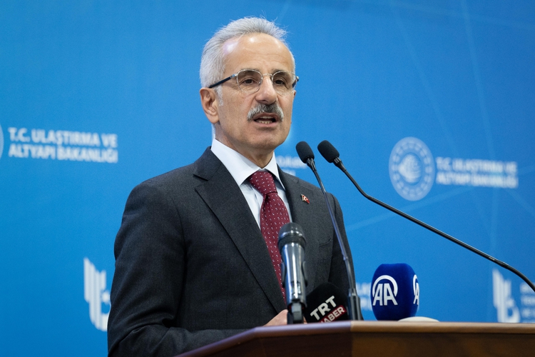 Hava Sahasındaki Gelişmeler Yakından Takip Ediliyor: Bakan Uraloğlu Açıkladı
