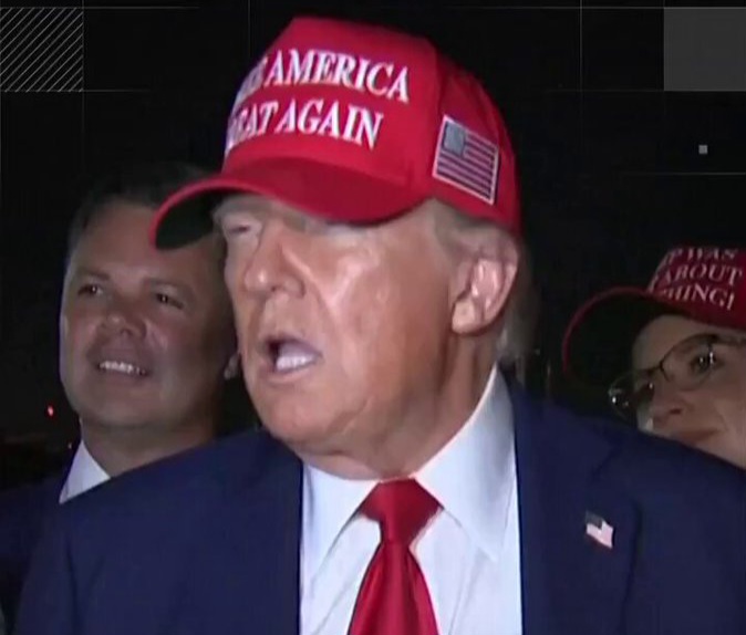 Trump'tan Putin Görüşmesine Eleştiri: 