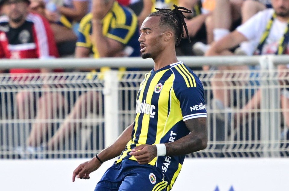 Fenerbahçe'de Archie Brown Debut Yaptı: Taraftarların Gözleri Üzerindeydi