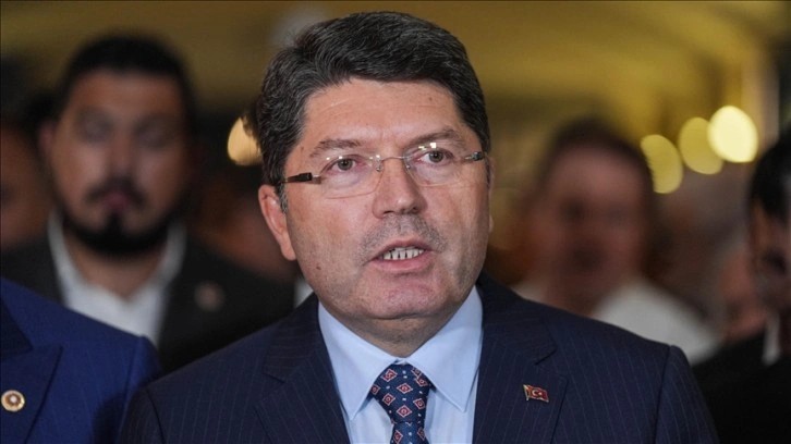 Adalet Bakanı Tunç : 'CHP Genel Merkezi Yalan Üretim Merkezine Dönüşmüş Durumda.'