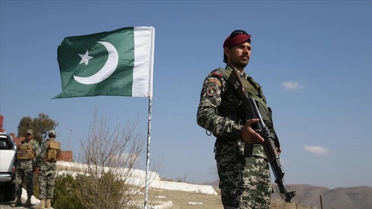 Pakistan Ordusu: Hindistan Terör Politikası İzliyor ve Afganistan'daki Teröristlere Finansman Sağlıyor