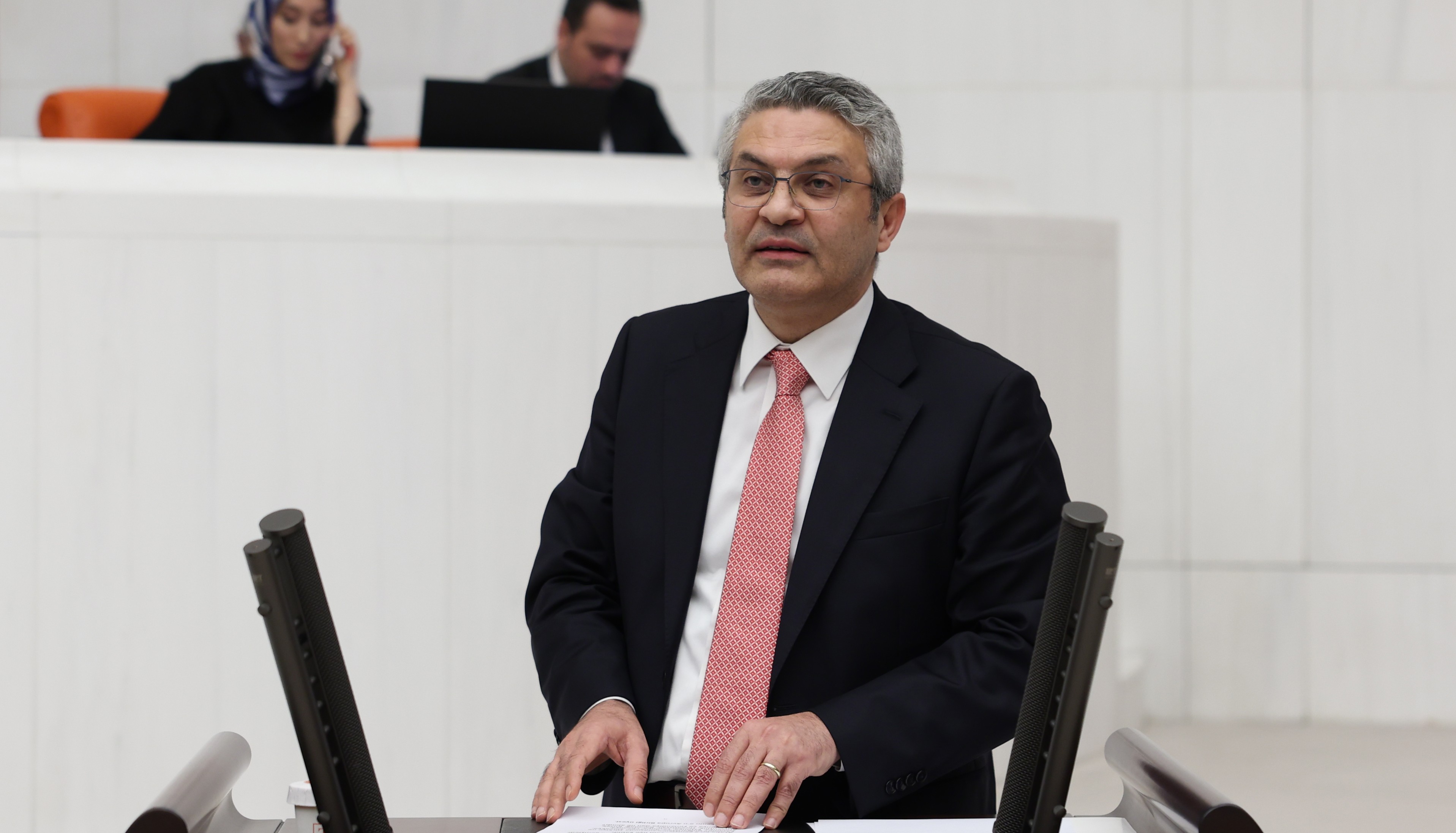 CHP'li Salıcı'dan ABD'nin İran Politikasına Sert Tepki: 'Bölgemizi Ateşe Verenler Evine Döner, Yangının Dumanı Bizde Kalır'