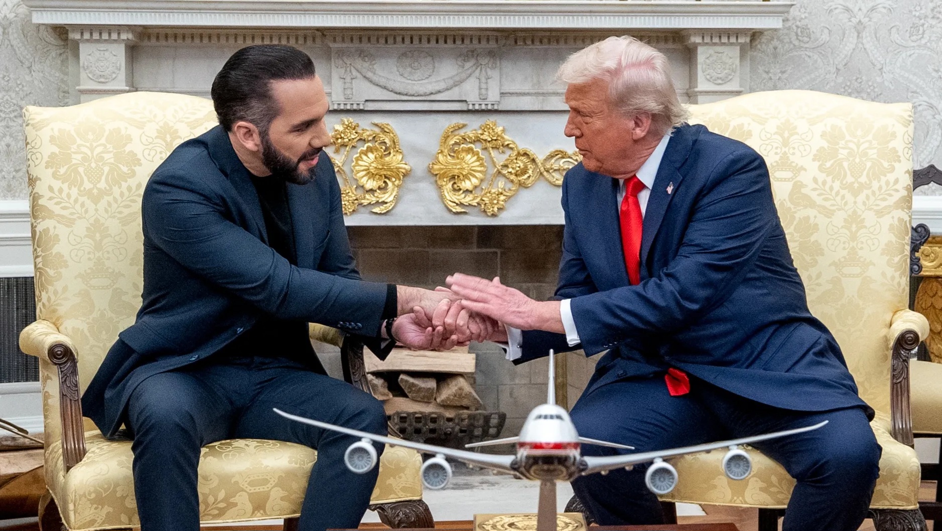 Trump, El Salvador Lideri Bukele'yi Övdü: 'Büyük Bir Müttefik ve En Sevdiğim İnsanlardan Biri'