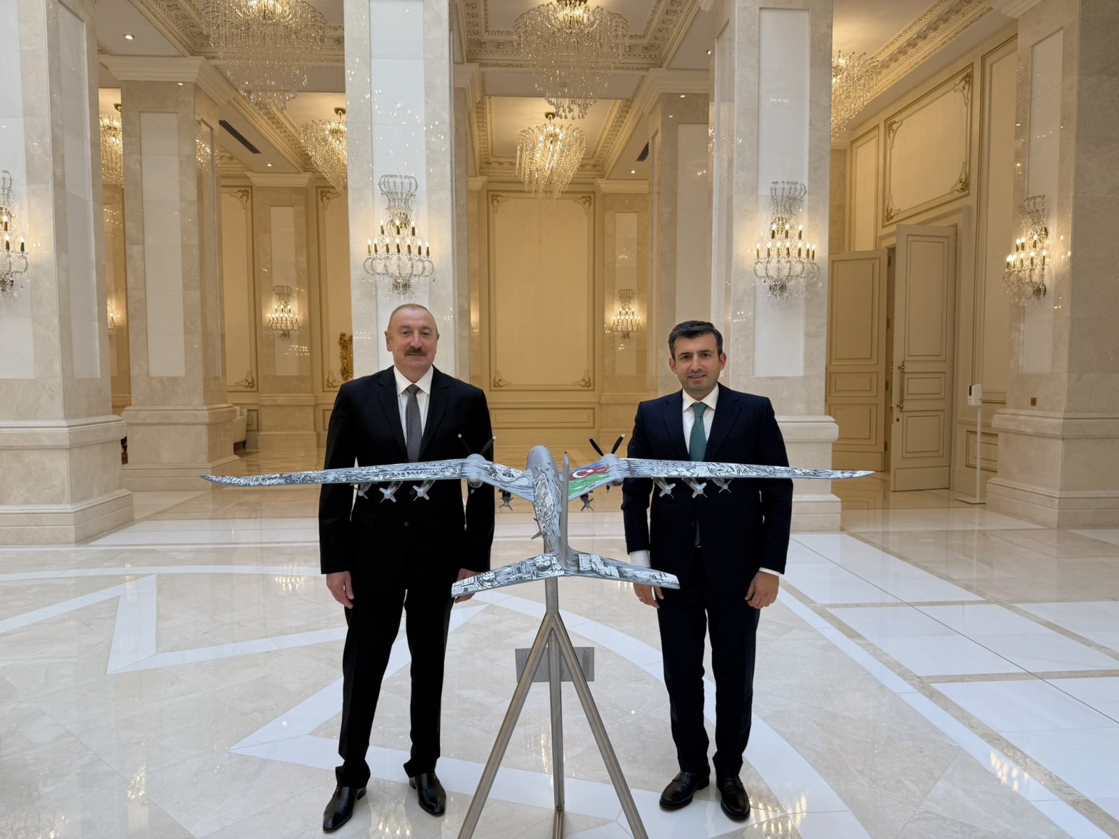 Selçuk Bayraktar: 'Can Azerbaycan ile Birliğimiz ve Kardeşliğimiz Baki Olsun'