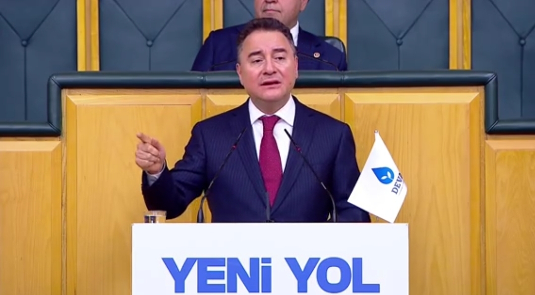 Babacan’dan Ekonomiye Sert Eleştiri: 'Vatandaş Et Alamaz Hale Geldi, İthalatçılar Kazanıyor'