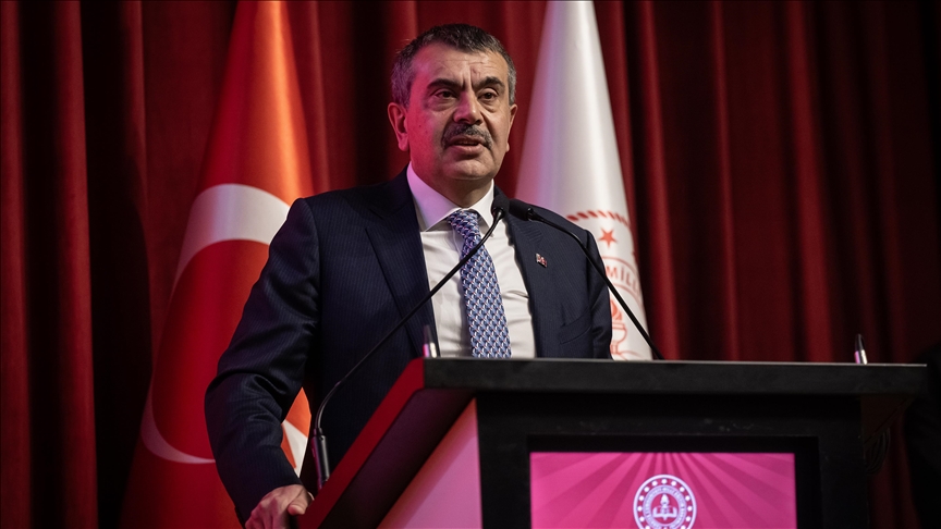 Bakan Tekin Duyurdu: Okullara Yapay Zeka Destekli Yeni Güvenlik Sistemi Geliyor