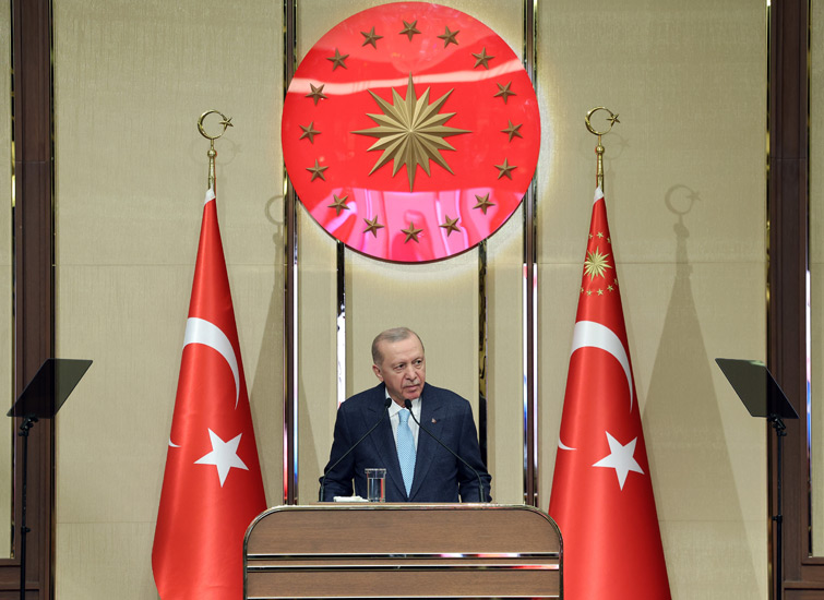 Cumhurbaşkanı Erdoğan: 'Çanakkale Ruhuna Son Nefesimize Kadar Sahip Çıkacağız' – Öğretmenlere ve Gençlere Tarihi Mesaj