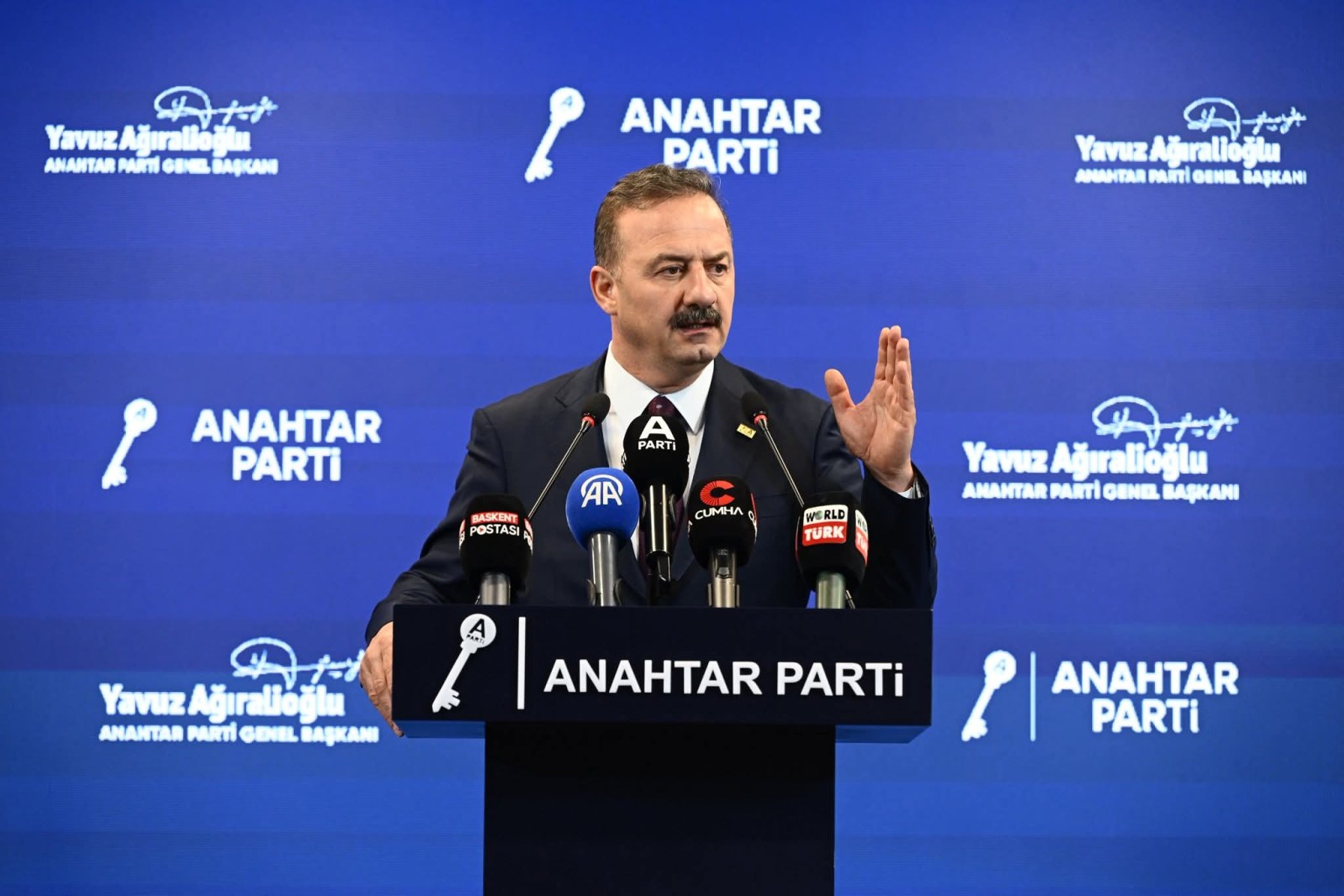 Yavuz Ağıralioğlu’ndan Staj ve Çıraklık Sistemi İçin Adalet Çağrısı: ‘Emeğin Stajı Olmaz’