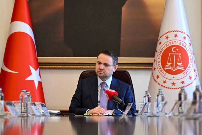Gürlek’ten Avrupa Parlamentosu’na Rest: 'Milli İradeyi Hedef Alan Çabalar Beyhudedir'