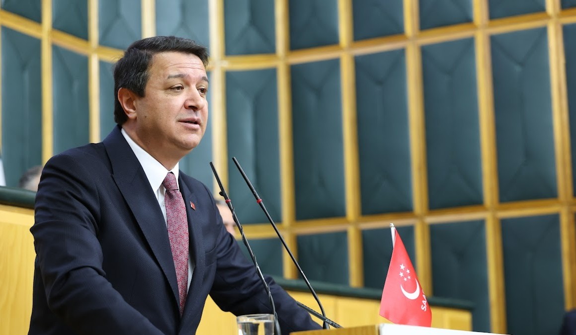 Mahmut Arıkan’dan Erdoğan’a Eleştiri: 'Ya Parti Genel Başkanı Olacaksınız Ya da Cumhurbaşkanı'