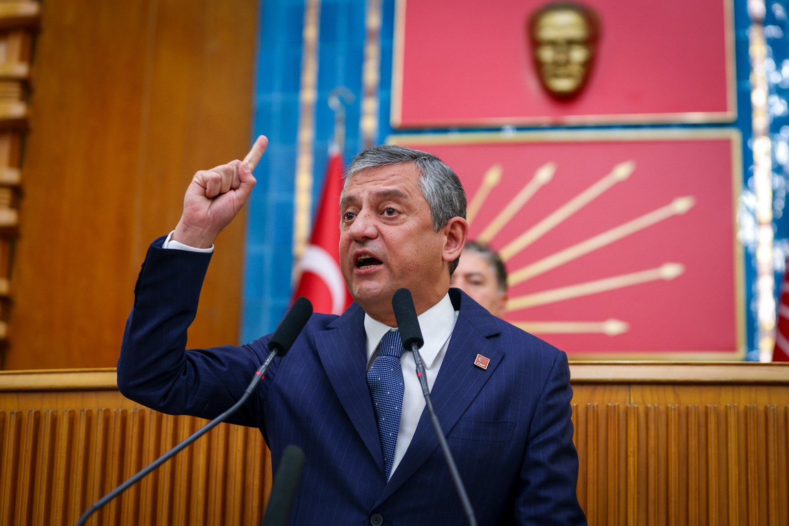 Özgür Özel’den Net Mesaj: 'Terörsüz Türkiye Siyaset Üstü Bir Sorumluluktur'