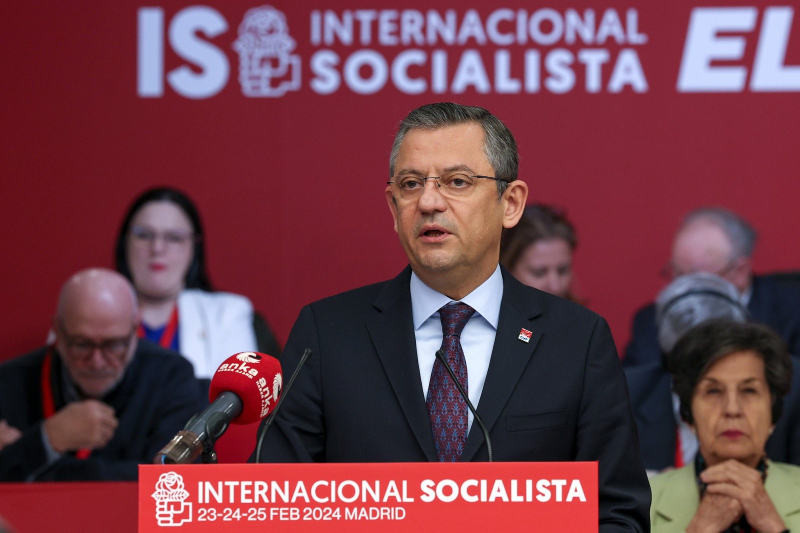 Özgür Özel, Avrupa Sosyalistler Partisi Kongresi'nde Konuşacak