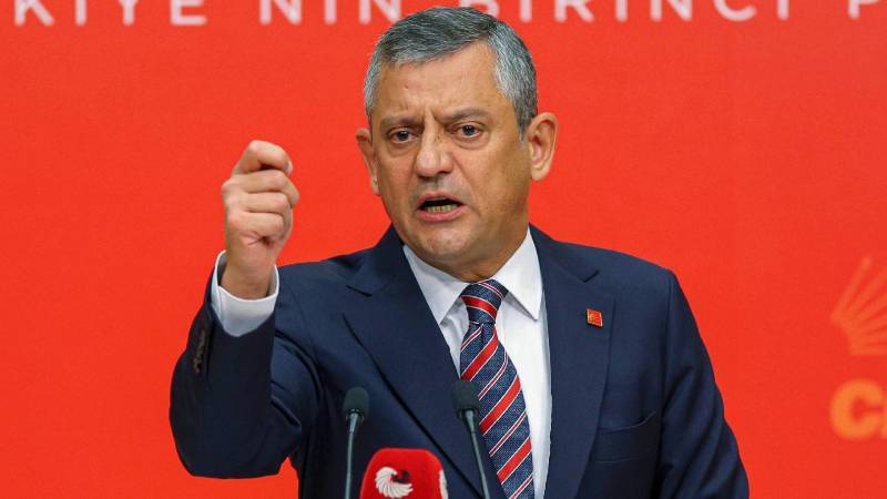 Özel'den Sert Tepki: 'Bu Bir İddianame Değil, Sivil Darbe Muhtırasıdır!'