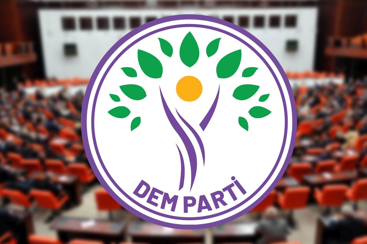 DEM Parti : 'İmralı Ziyareti Kalıcı Barışın Kapısını Aralayacak!'
