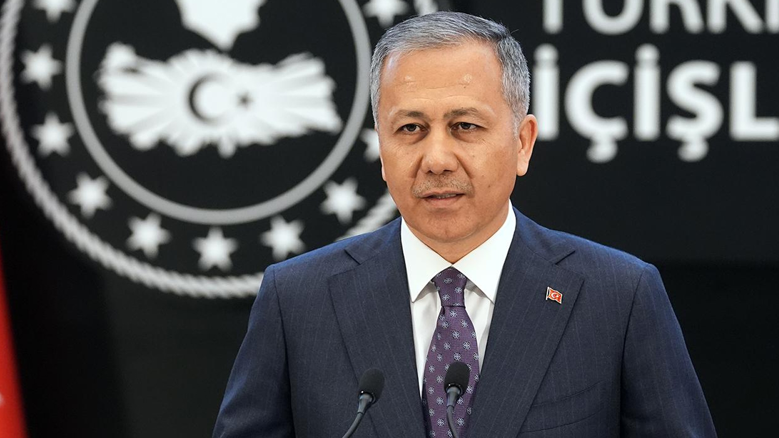 Mersin Limanı'nda Konteyner Faciası Son Anda Engellendi: 44 Düzensiz Göçmen Kurtarıldı, 9 Organizatör Tutuklandı!