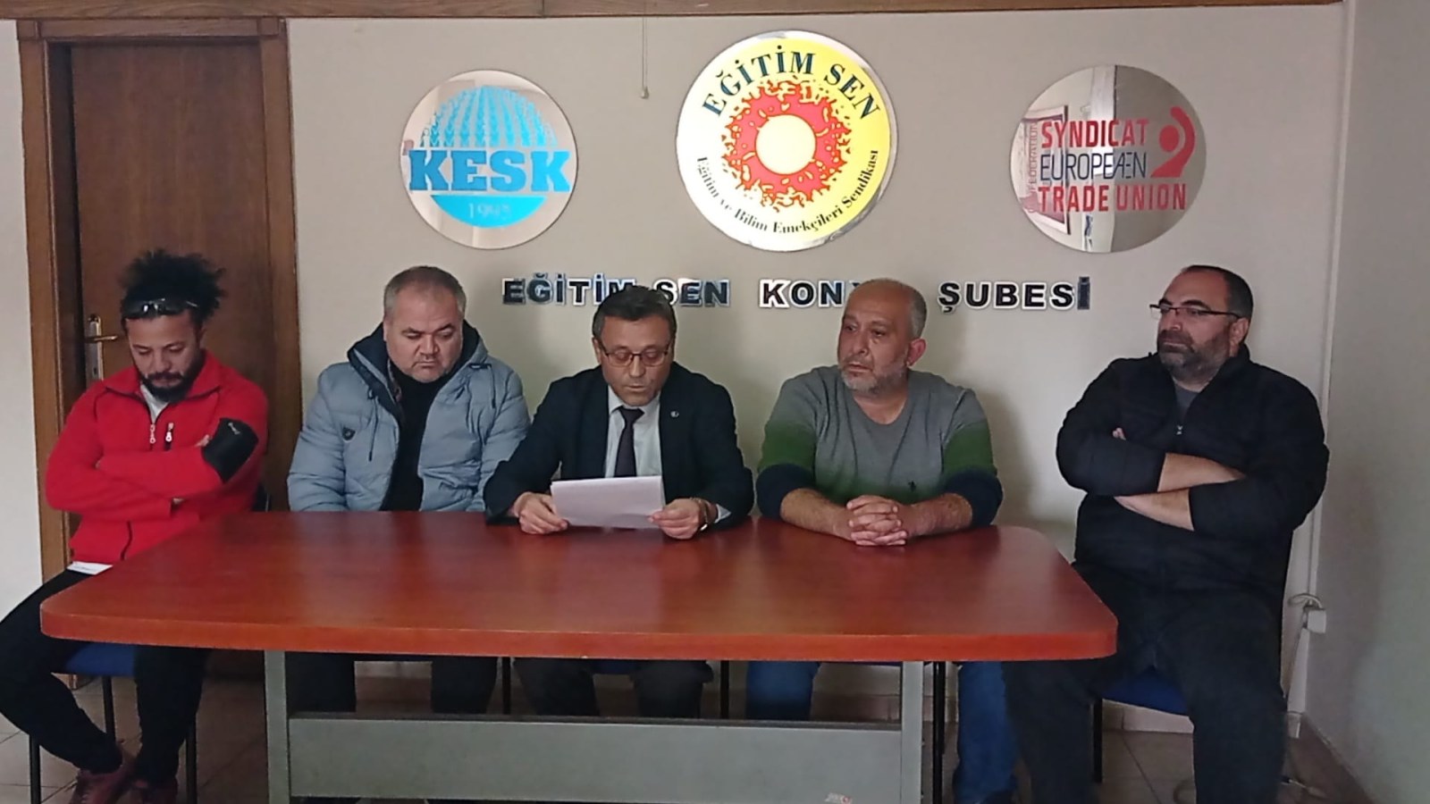 KESK'ten 'Zam Torpili'ne Sert Tepki: 'Tek Yol Grev Hakkı ve Gerçek Toplu Sözleşme'