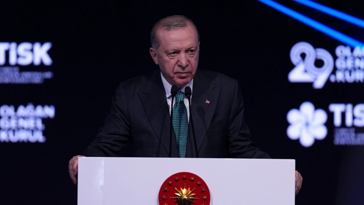 Erdoğan'dan TİSK'e Asgari Ücret Çağrısı: 'Eller Taşın Altına Koyulmalı'