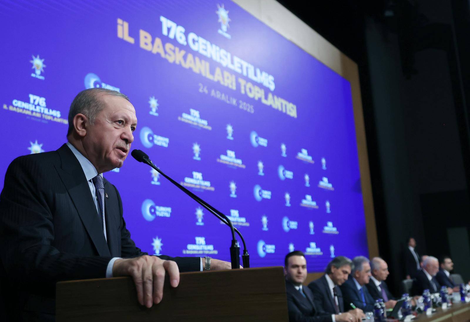 Cumhurbaşkanı Erdoğan'dan Asgari Ücretle İlgili İlk Açıklama : 'Yüzde 27 Zam ile Hayırlı Olsun'