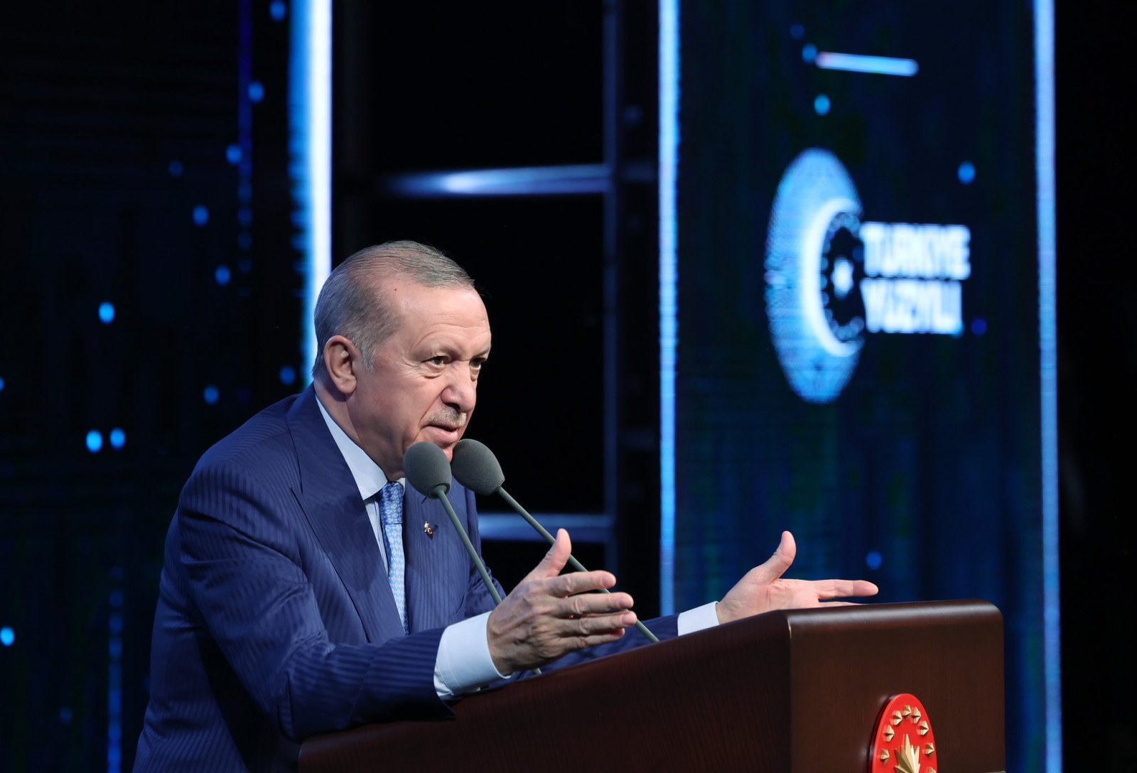 Cumhurbaşkanı Erdoğan'dan CHP'ye Sert Eleştiri: 'Ana Muhalefetin Batı Karşısındaki Kompleksli Tavrını İçimize Sindirmiyoruz'