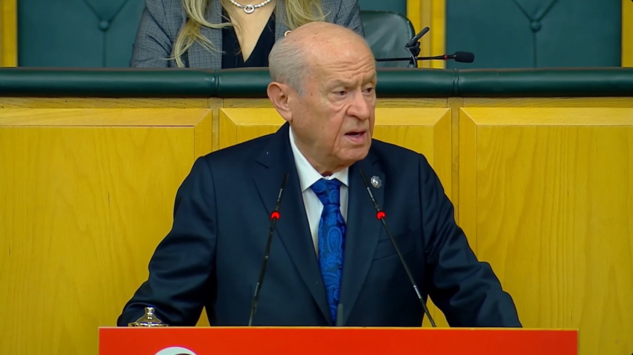 Bahçeli'den Venezuela Darbesi ve 15 Temmuz Benzerliğine Sert Tepki: 'Süper Güç Türkiye Engellenemez'