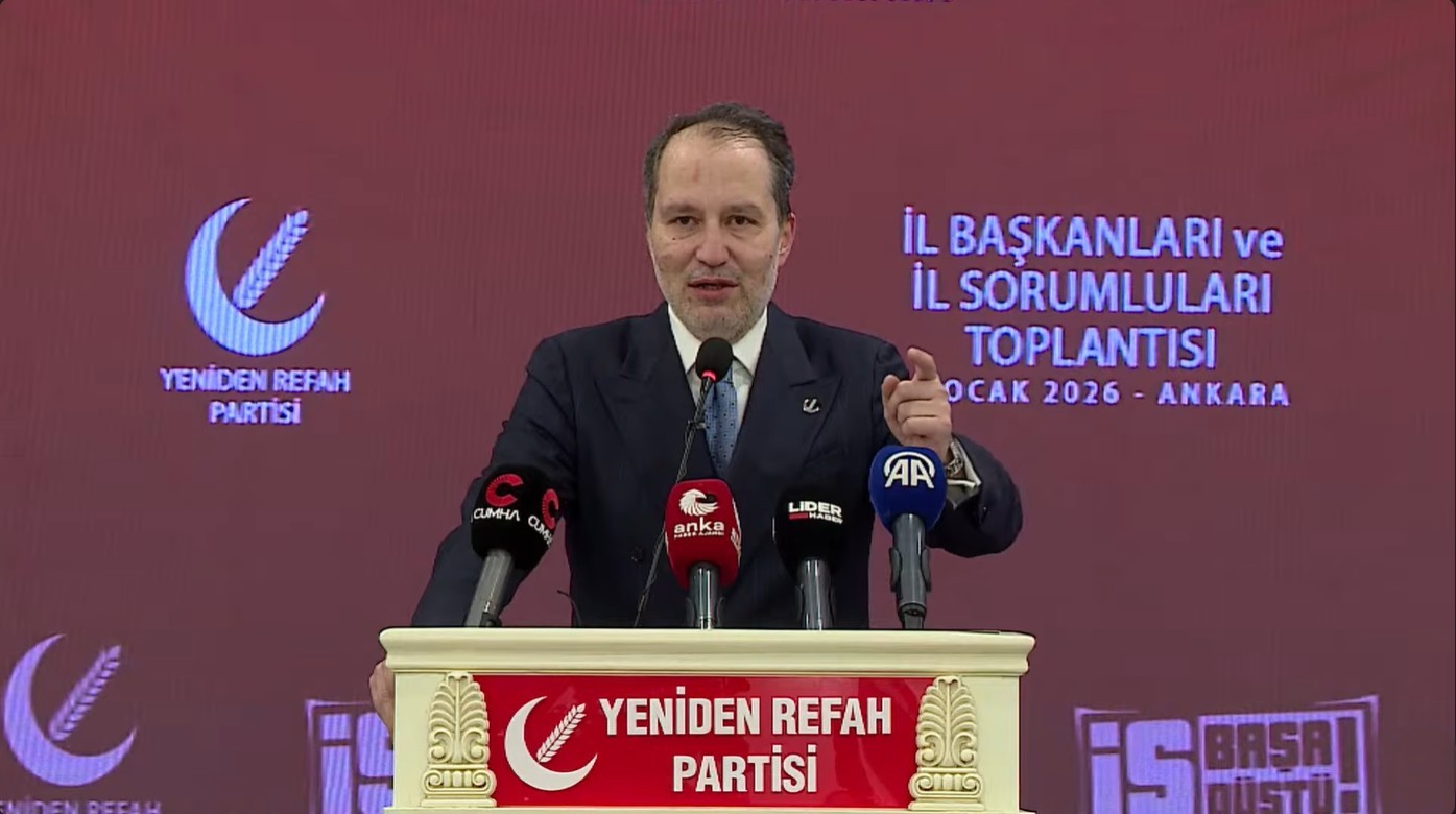 Erbakan'dan Siyaset ve Ekonomide Sert Çıkış: 'Anayasa Manipülasyonuna Geçit Yok, Asgari Ücret Açlık Sınırının Altında'