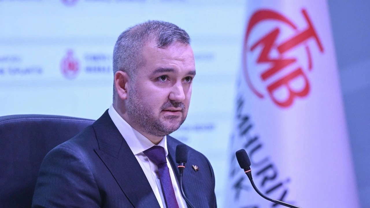 Karahan'dan Yatırımcılara Net Mesaj: Enflasyonla Mücadelede Sıkı Duruş Sürecek