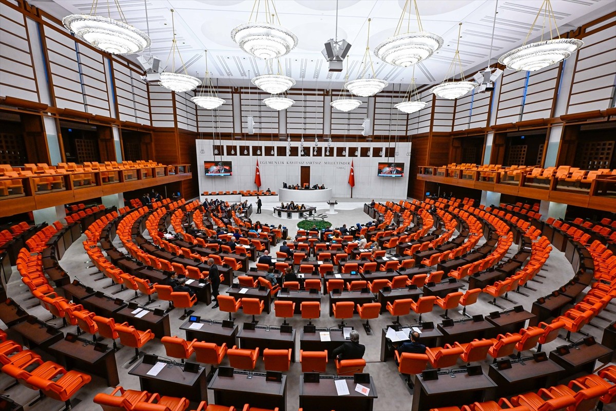 TBMM'de Dokunulmazlık Gündemi: 10 Milletvekili İçin 14 Dosya