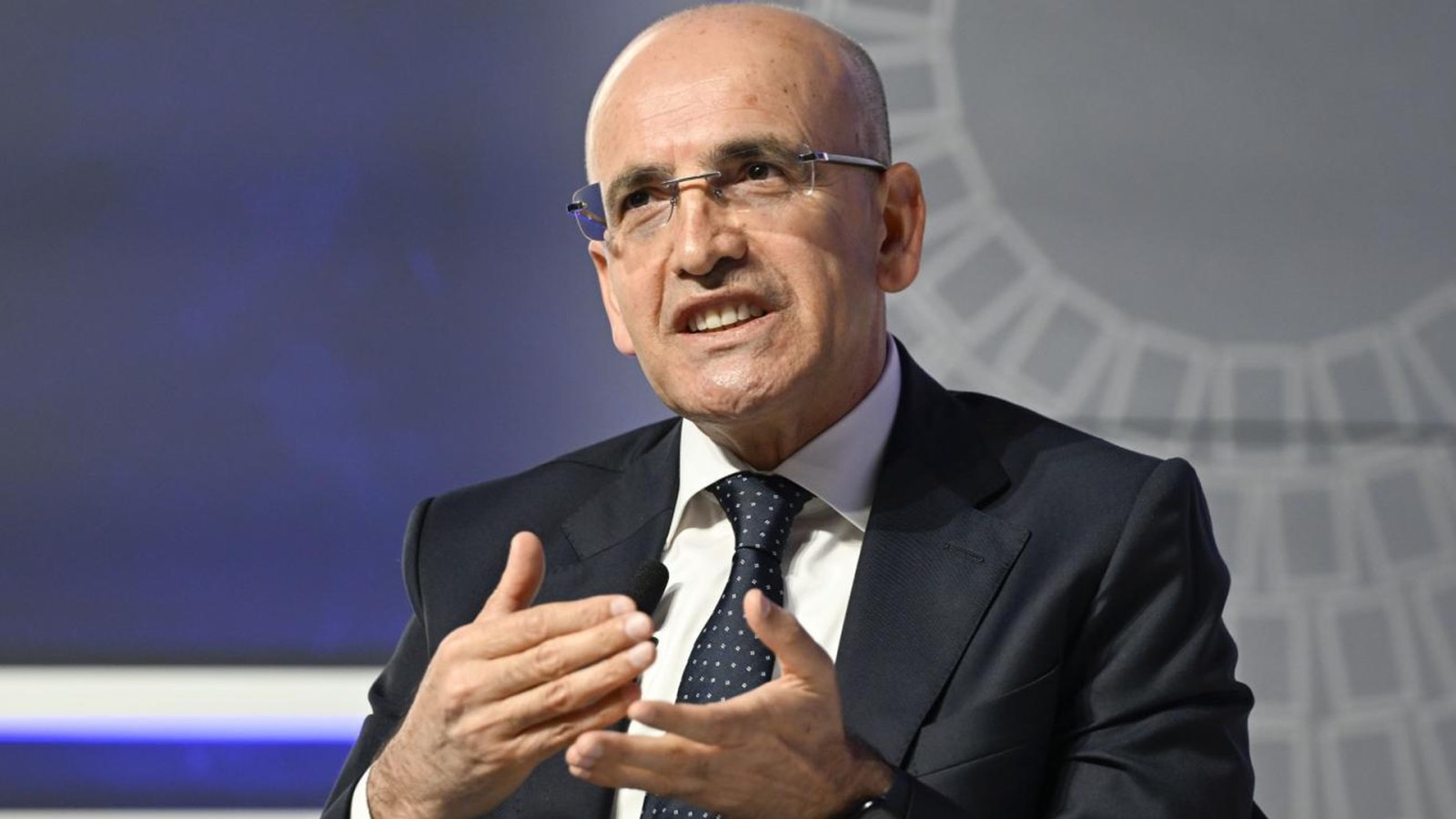 Şimşek'ten Enflasyon Açıklaması: Beklentilerde Keskin Düşüş, Hedefimiz Dezenflasyon
